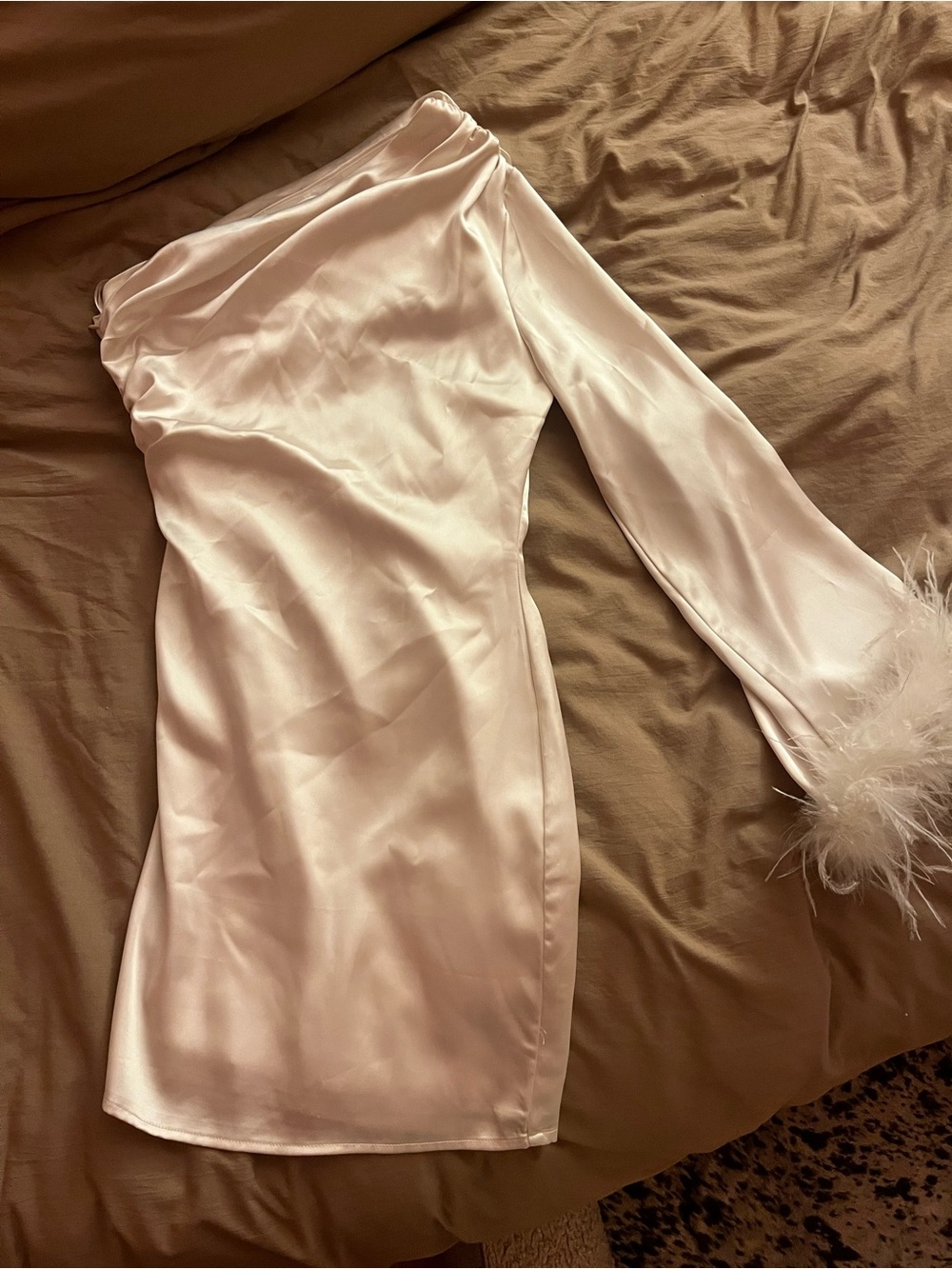One-Shoulder Ivory Satin Mini Dress with Feather Cuff
